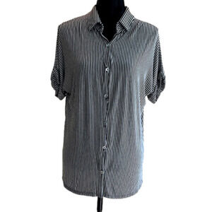 CHA cha Vente Black White Striped Button up Vacation Blouse